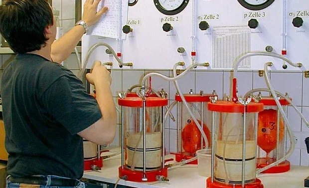 Laboratory CBR Testing in Norwich | BS 5930 & Eurocode 7 Compliant